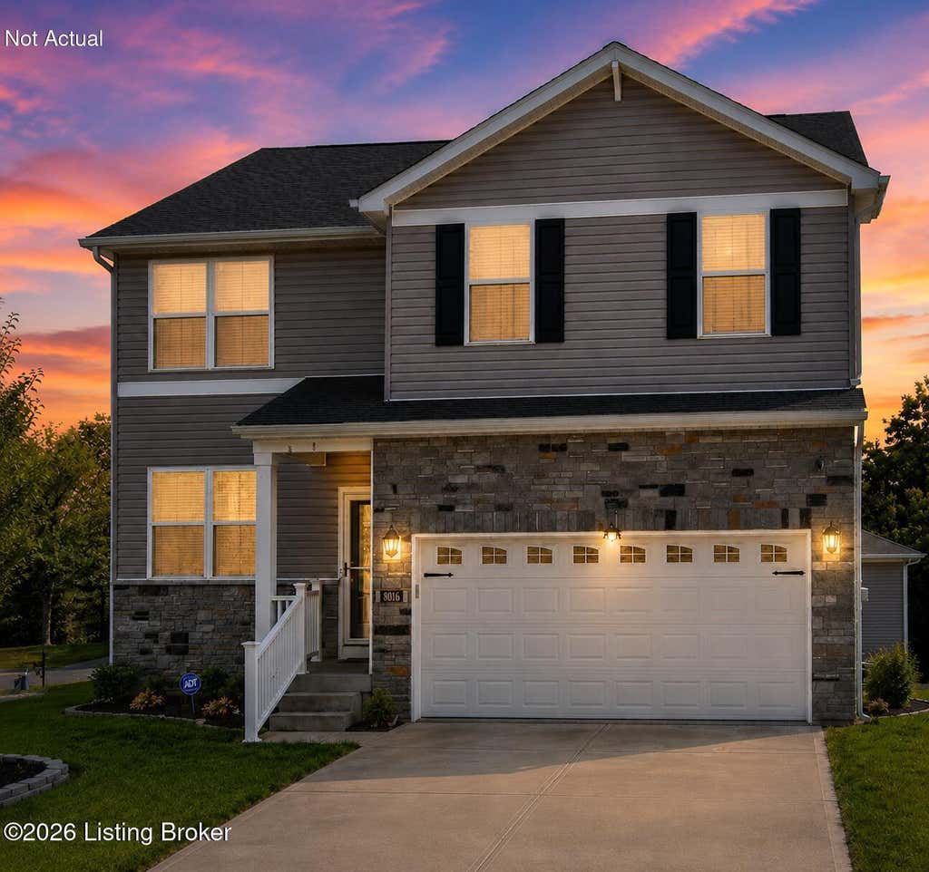 Photo of 8016 Cedar Meadows Ln, Louisville, KY 40229 (MLS # 1720079)