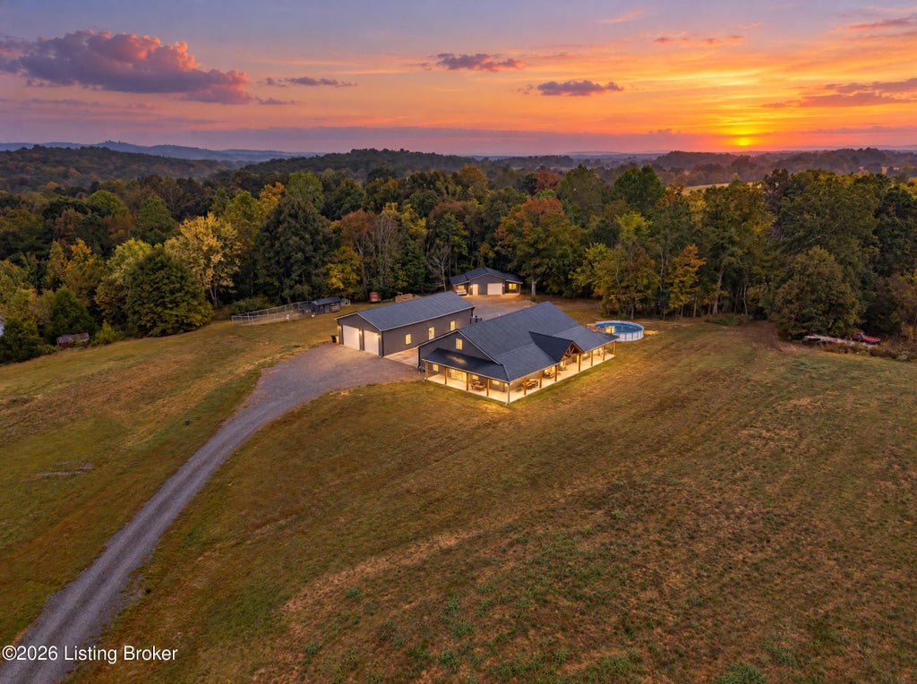 Photo of 59 Park Place Ln, Millwood, KY 42762 (MLS # 1731001)
