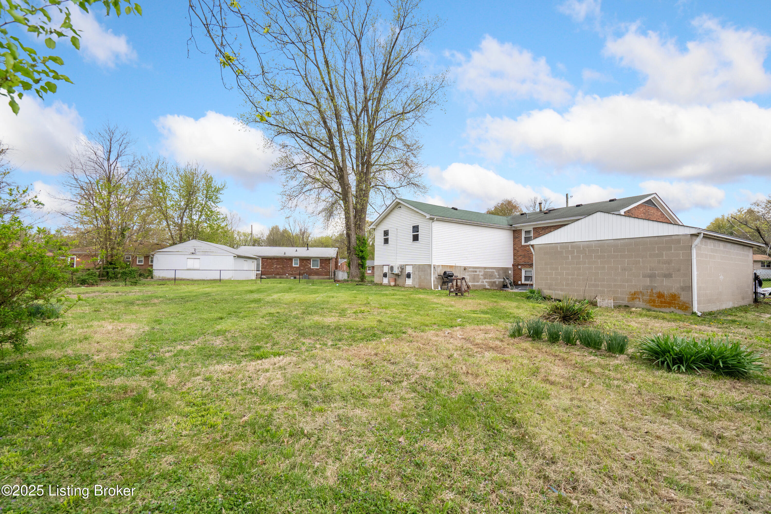 2903 Rockaway Dr, Louisville, Pennsylvania image 34