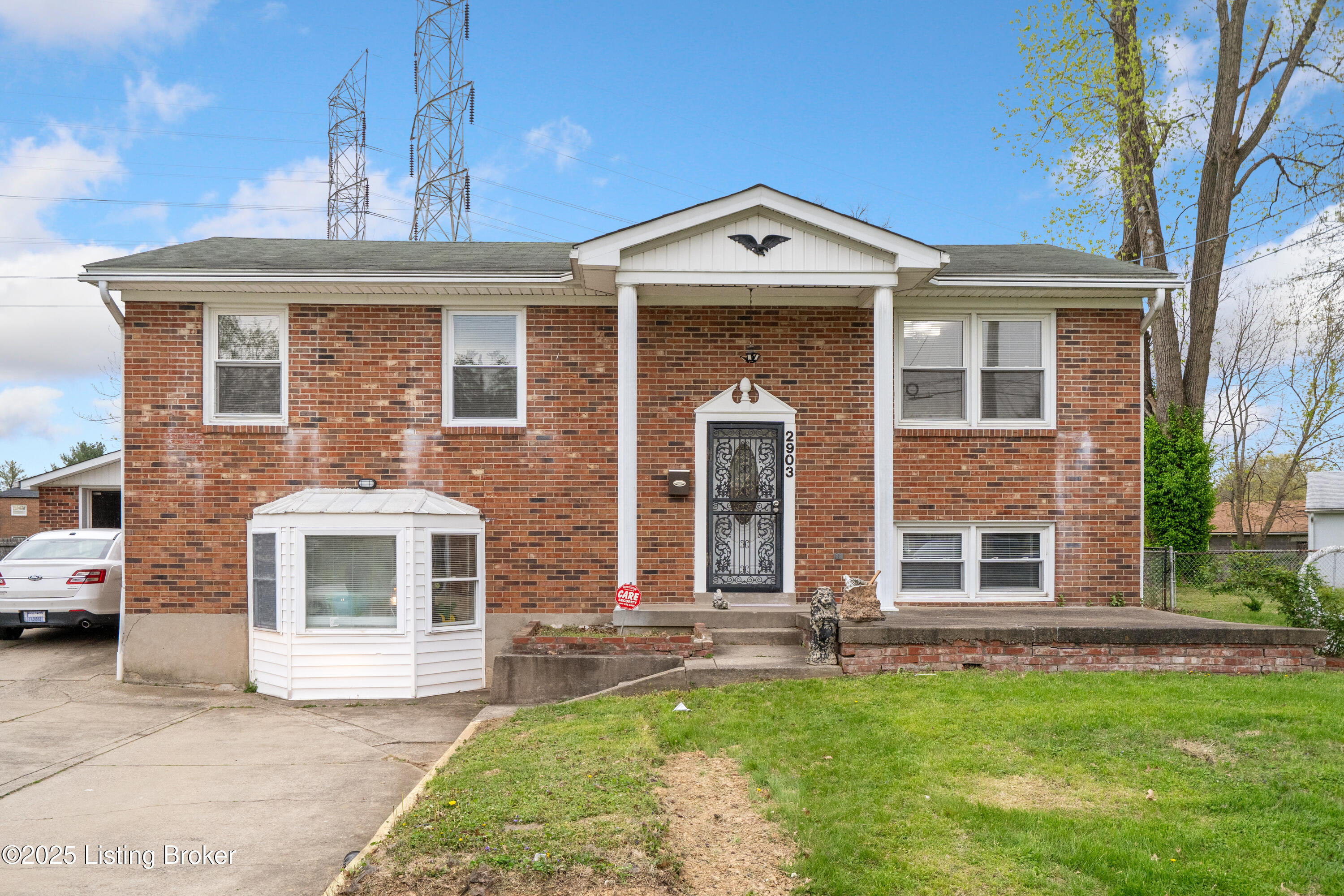 2903 Rockaway Dr, Louisville, Pennsylvania image 1