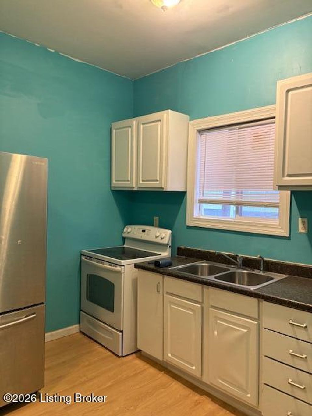 Photo of 1771 Dumesnil St, Louisville, KY 40210 (MLS # 1709037)