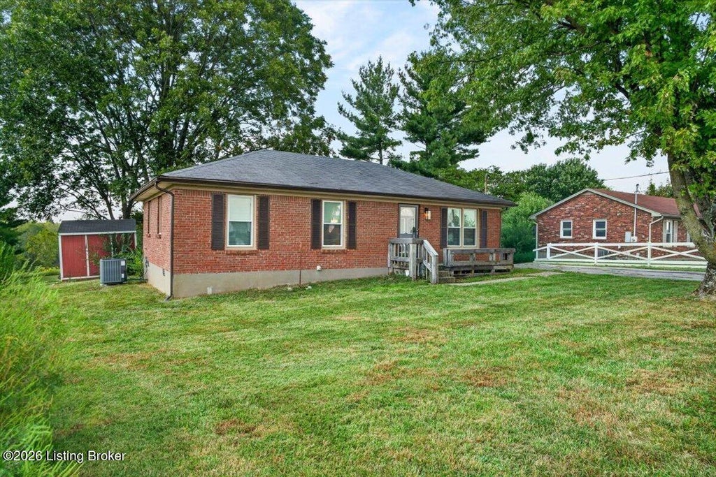 Photo of 2675 Lake Jericho Rd, Smithfield, KY 40068 (MLS # 1729591)