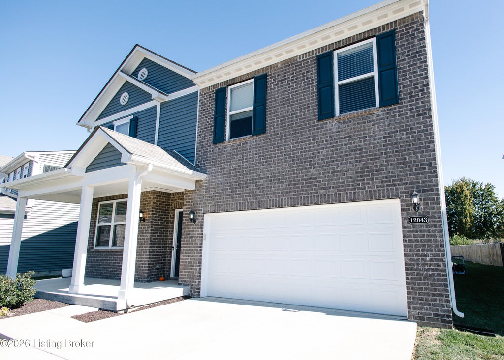 Photo of 12043 Wooden Trace Dr, Louisville, KY 40229 (MLS # 1732915)
