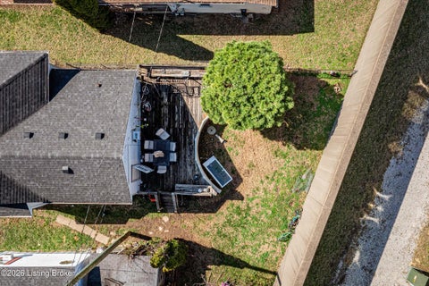 Tiny photo for 427 E Riverside Dr, Clarksville, IN 47129 (MLS # 1728962)