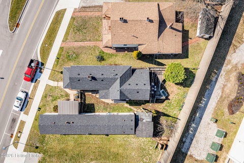Tiny photo for 427 E Riverside Dr, Clarksville, IN 47129 (MLS # 1728962)