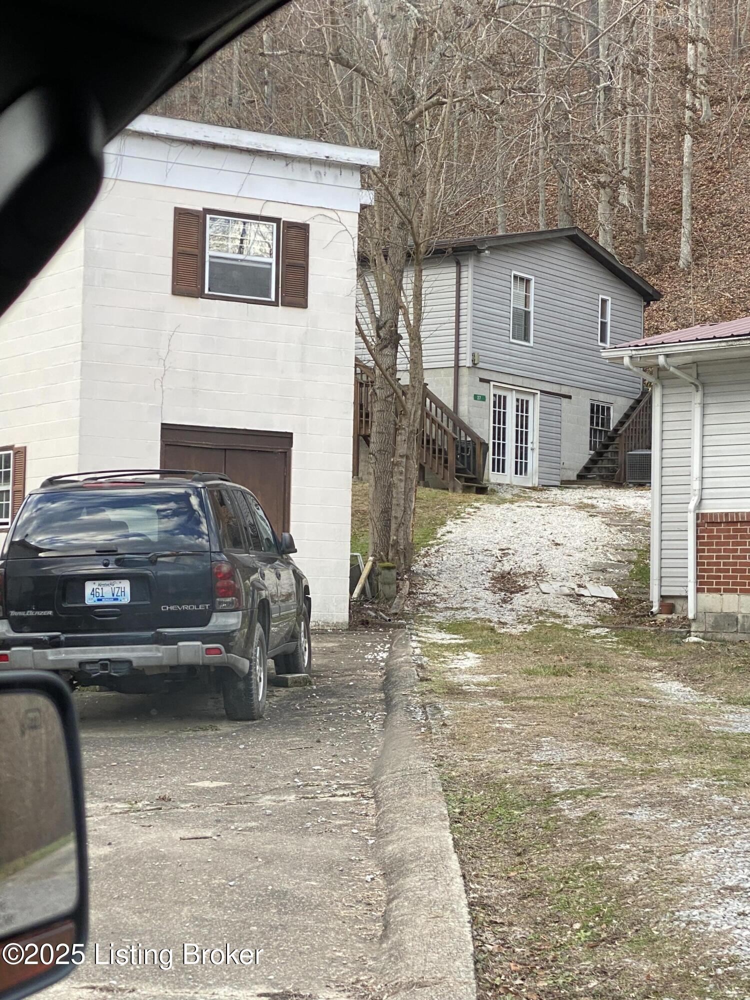 27 Mayo Branch Brandy Keg Ln, Prestonsburg, Kentucky image 14
