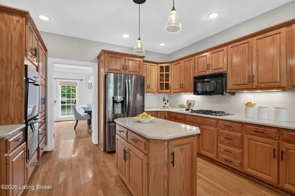Photo of 6931 Windham Pkwy, Prospect, KY 40059 (MLS # 1732321)