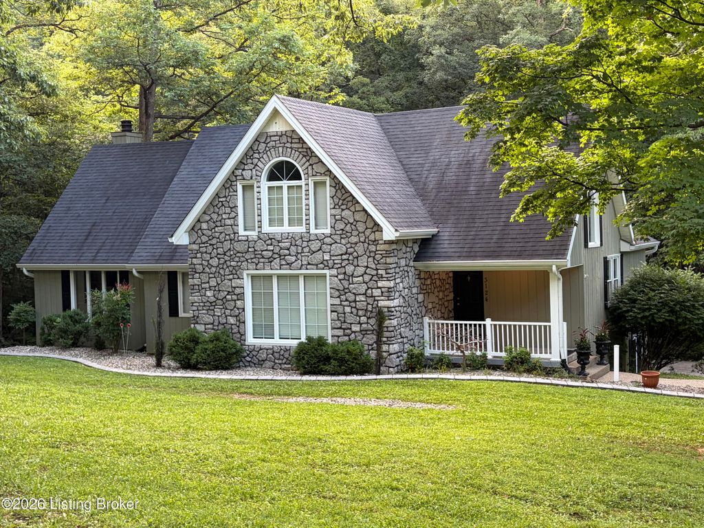 Photo of 3124 Yorkshire Dr, Bardstown, KY 40004 (MLS # 1720545)