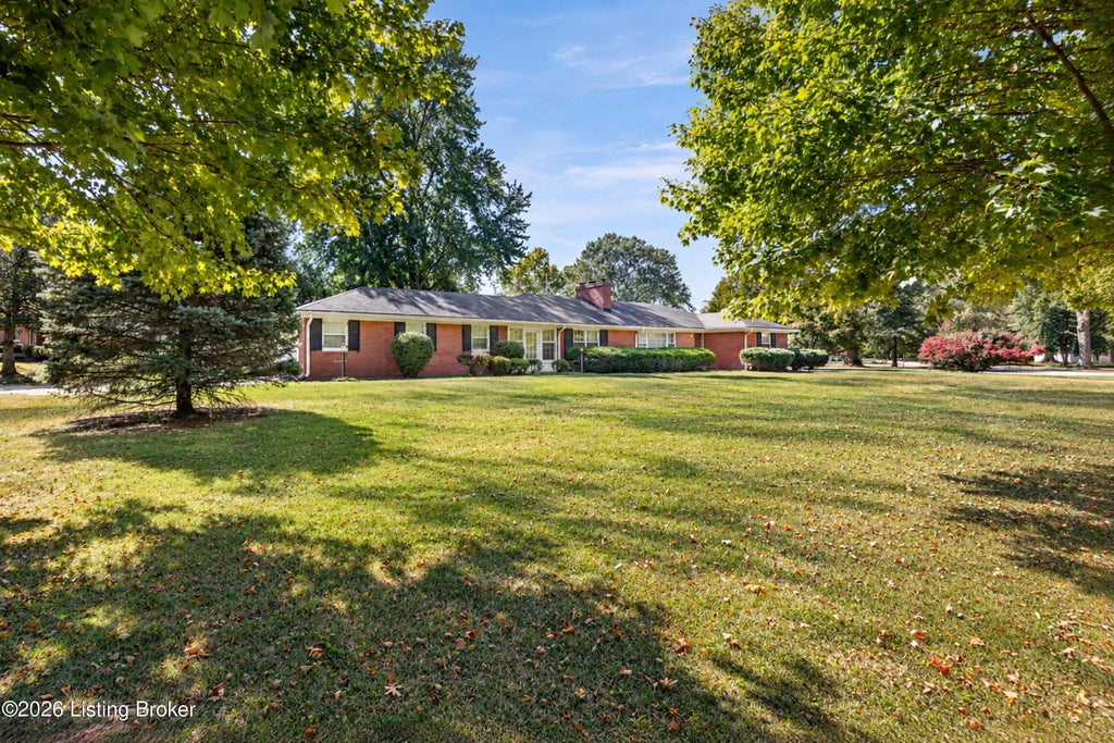 Photo of 222 Dorchester Rd, Louisville, KY 40223 (MLS # 1731724)