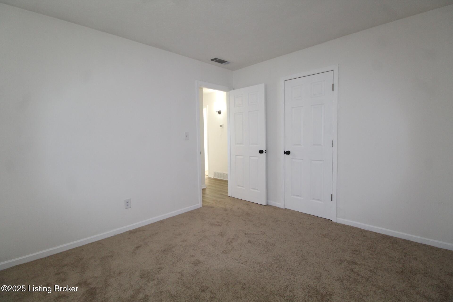 6911 Moorewick Way, Louisville, Pennsylvania image 16