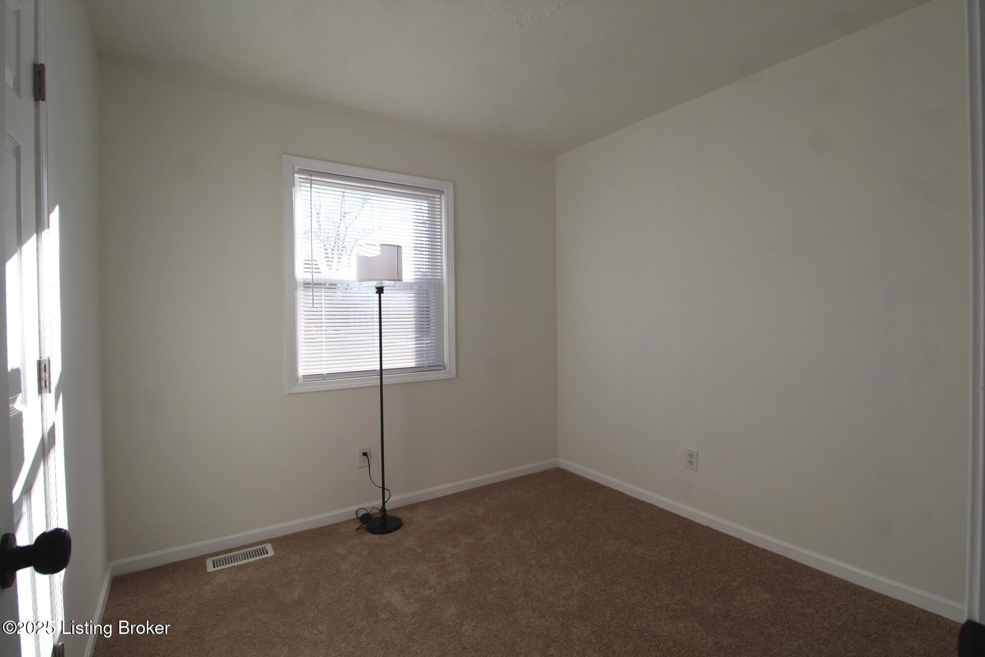 6911 Moorewick Way, Louisville, Pennsylvania image 14
