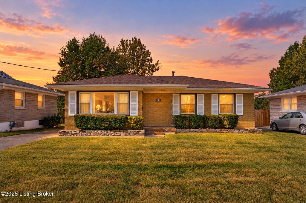 Photo of 1310 S 43rd St, Louisville, KY 40211 (MLS # 1730953)