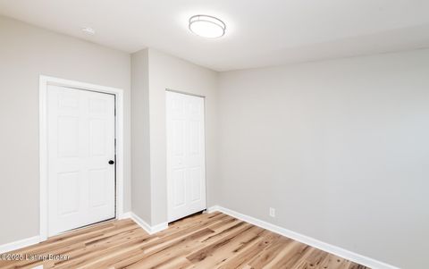 Tiny photo for 635 Lynn St, Louisville, KY 40217 (MLS # 1709743)