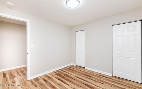 Tiny photo for 635 Lynn St, Louisville, KY 40217 (MLS # 1709743)