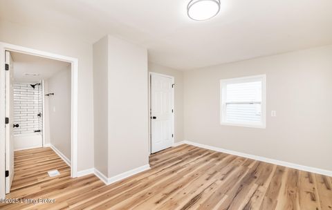 Tiny photo for 635 Lynn St, Louisville, KY 40217 (MLS # 1709743)