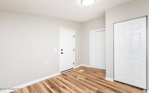 Tiny photo for 635 Lynn St, Louisville, KY 40217 (MLS # 1709743)