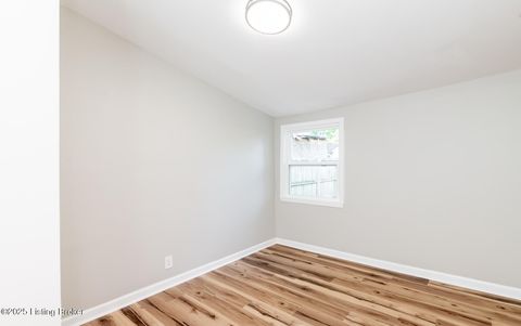 Tiny photo for 635 Lynn St, Louisville, KY 40217 (MLS # 1709743)