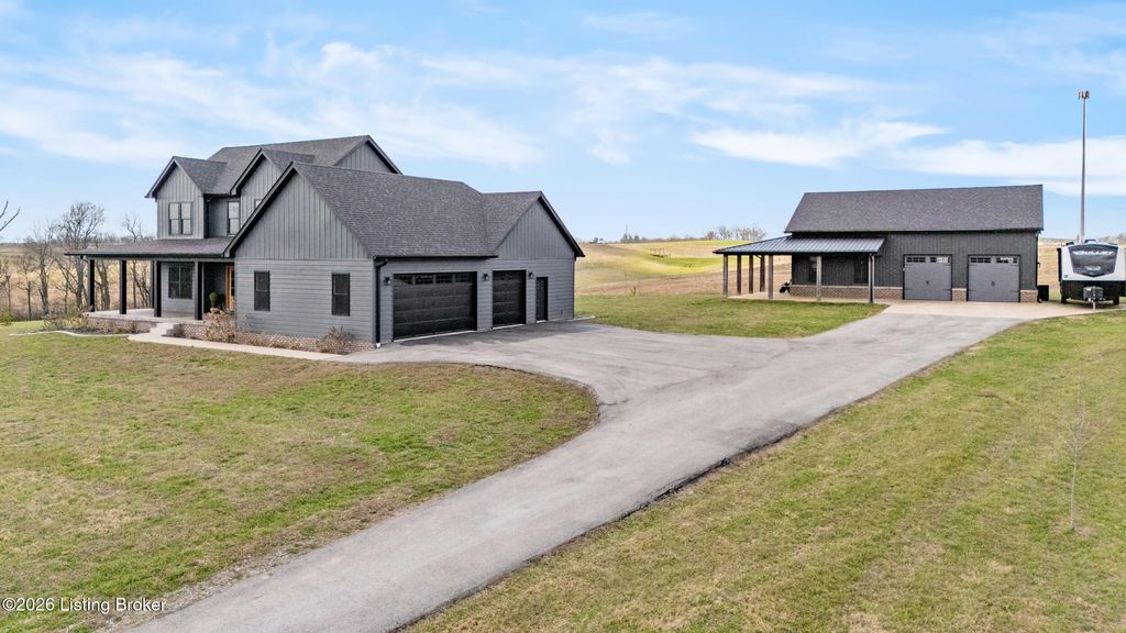 Photo of 285 Easton Ln, Bloomfield, KY 40008 (MLS # 1713859)