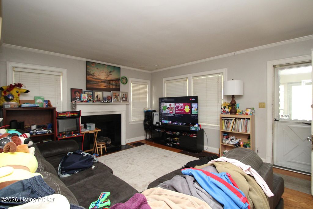 Photo of 299 Winton Ave, Louisville, KY 40206 (MLS # 1715827)