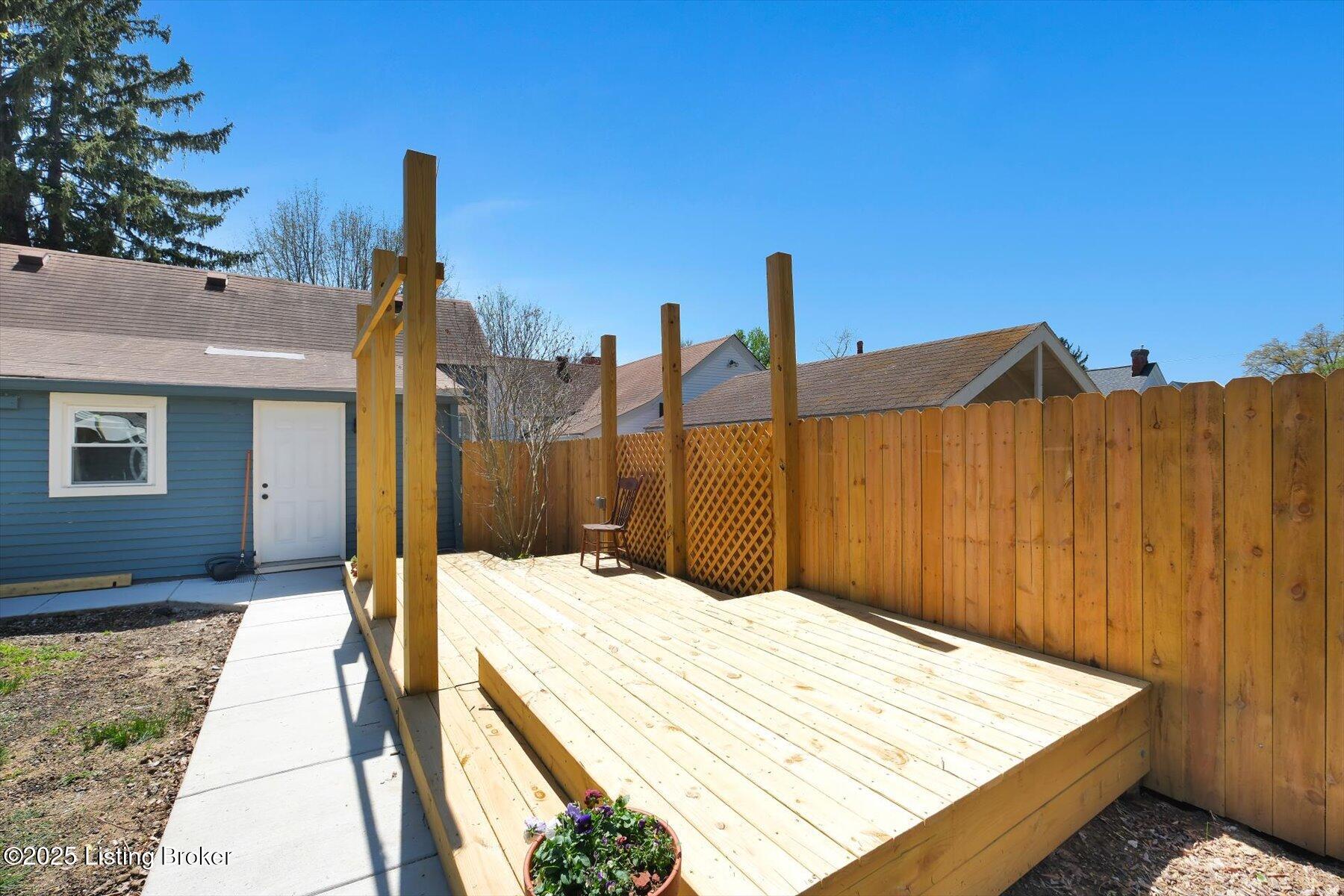 2351 Payne St, Louisville, Kentucky image 43