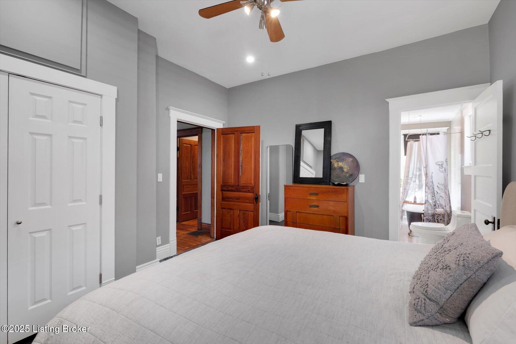 2351 Payne St, Louisville, Kentucky image 37
