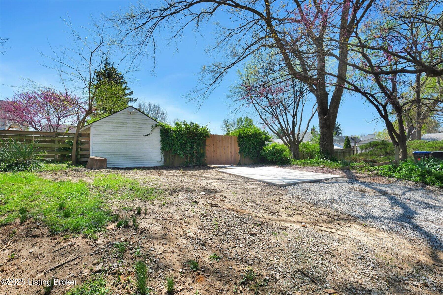 2351 Payne St, Louisville, Kentucky image 47