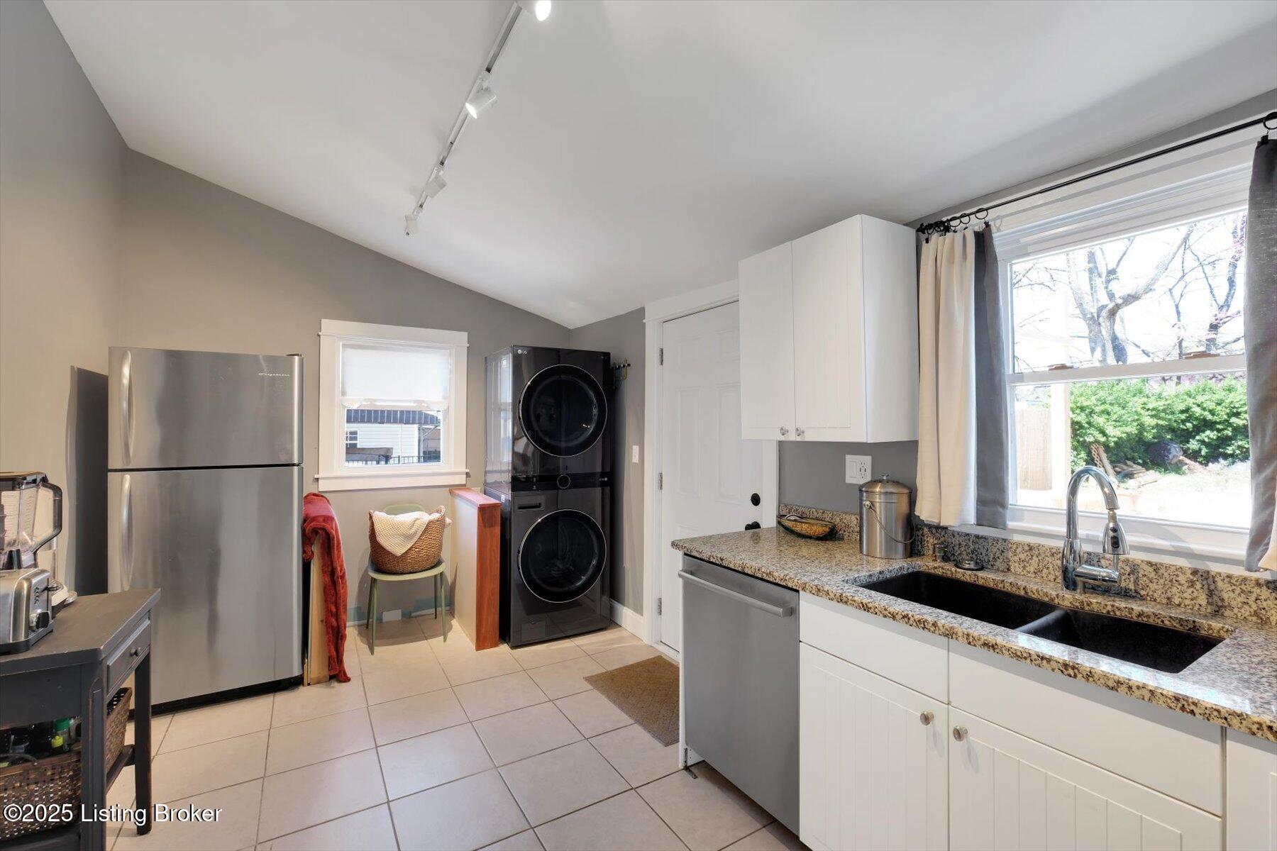 2351 Payne St, Louisville, Kentucky image 33
