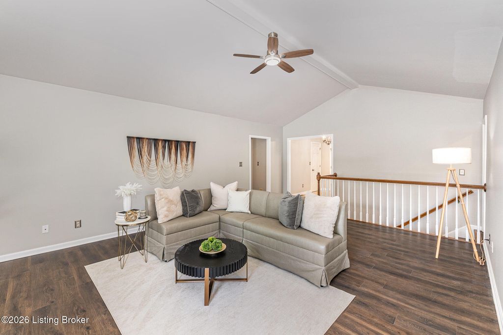 Photo of 2600 Sunningdale Pl, La Grange, KY 40031 (MLS # 1715915)