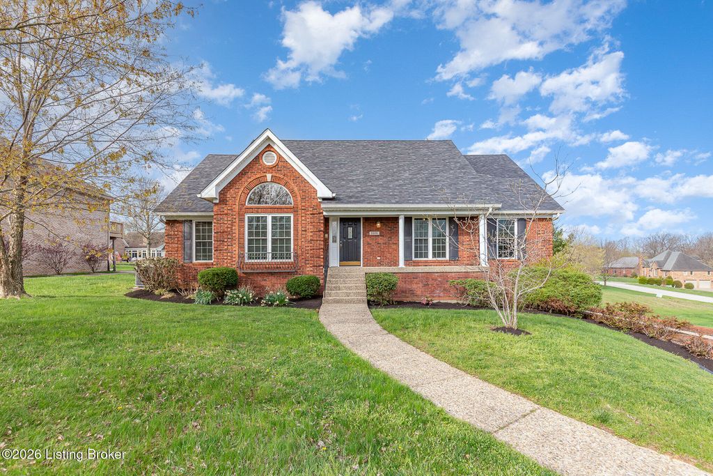 Photo of 2600 Sunningdale Pl, La Grange, KY 40031 (MLS # 1715915)