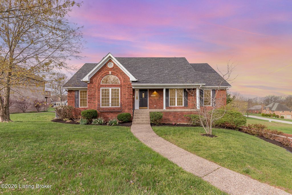 Photo of 2600 Sunningdale Pl, La Grange, KY 40031 (MLS # 1715915)