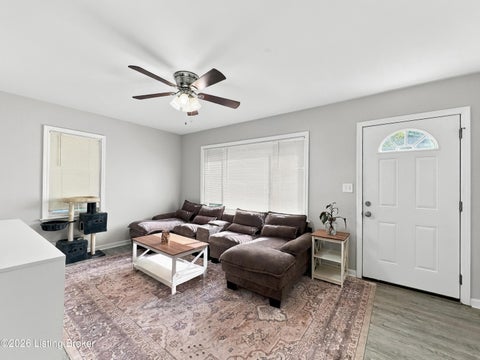 Tiny photo for 2005 Dixie Garden Dr, Louisville, KY 40272 (MLS # 1730254)