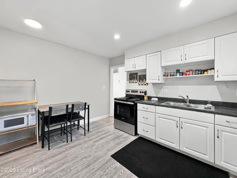 Tiny photo for 2005 Dixie Garden Dr, Louisville, KY 40272 (MLS # 1730254)