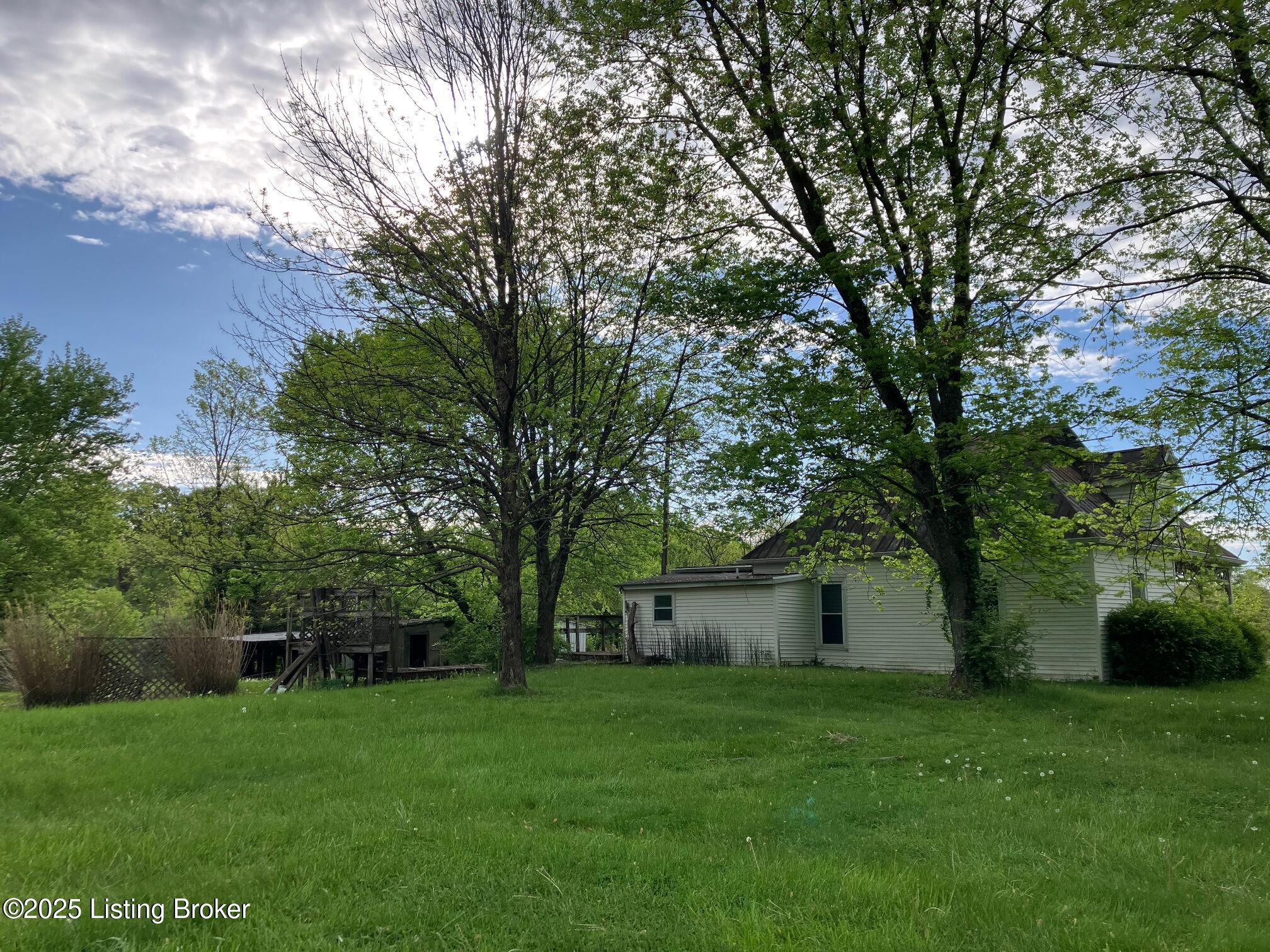 6621 Sumac Ln, Crestwood, Pennsylvania image 5