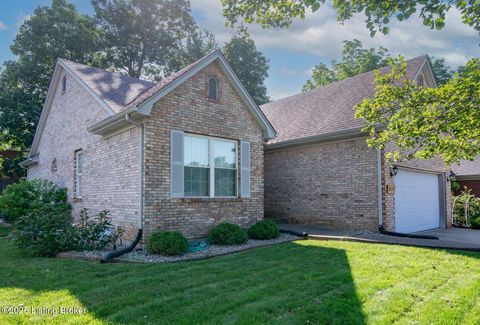 Photo of 1144 Oak St, Elizabethtown, KY 42701 (MLS # 1708964)
