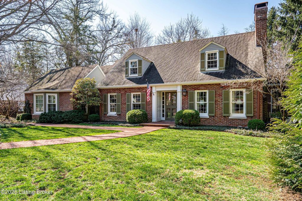 Photo of 450 Swing Ln, Louisville, KY 40207 (MLS # 1710544)