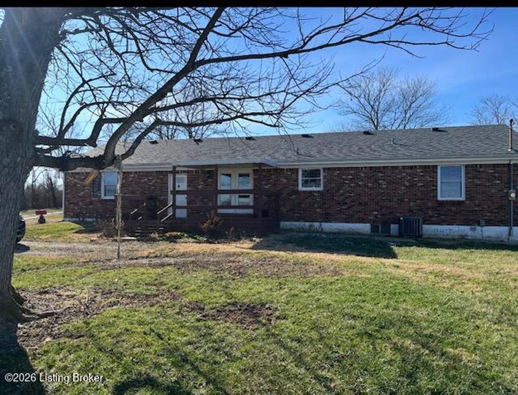 Photo of 950 Hillspring Rd, Eminence, KY 40019 (MLS # 1707459)