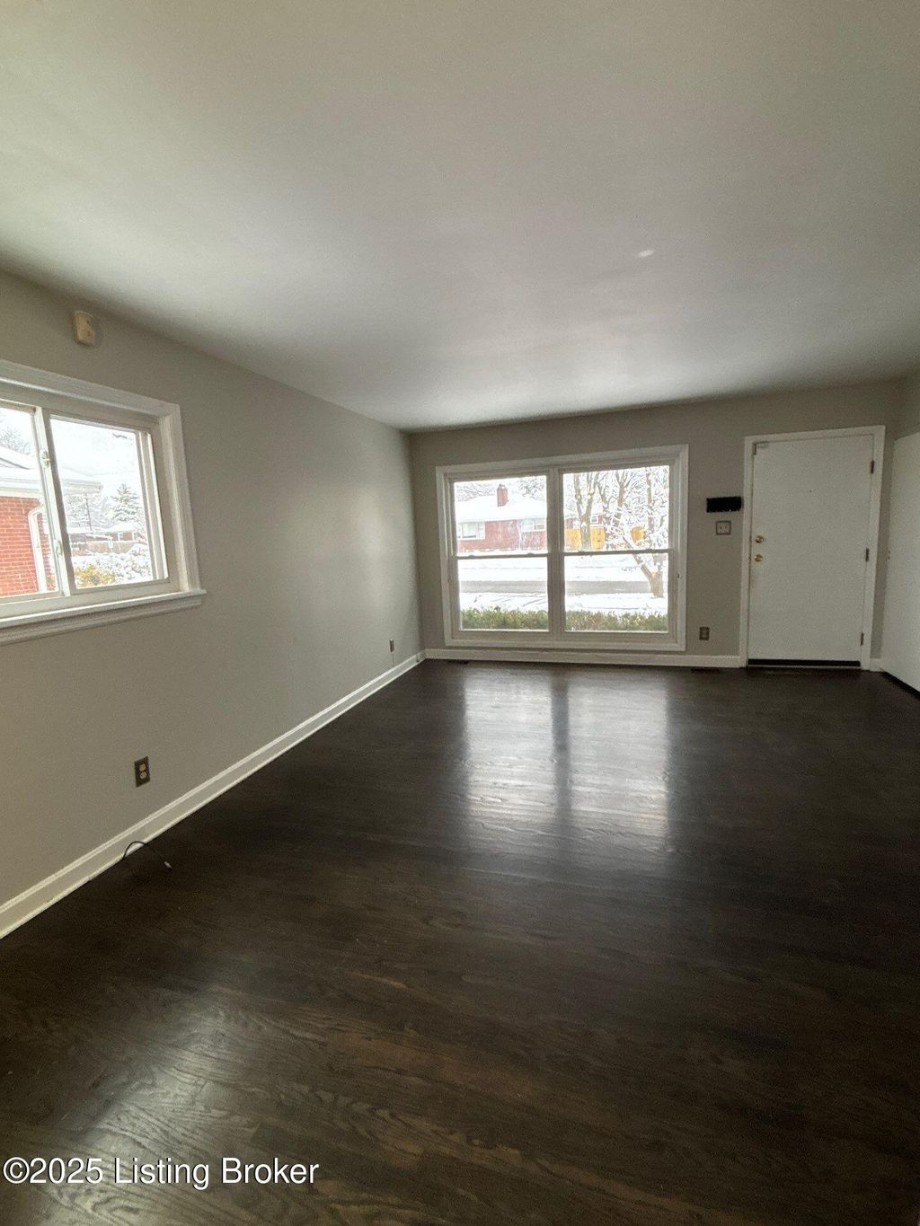 Photo of 3445 Allison Way, Louisville, KY 40220 (MLS # 1704731)