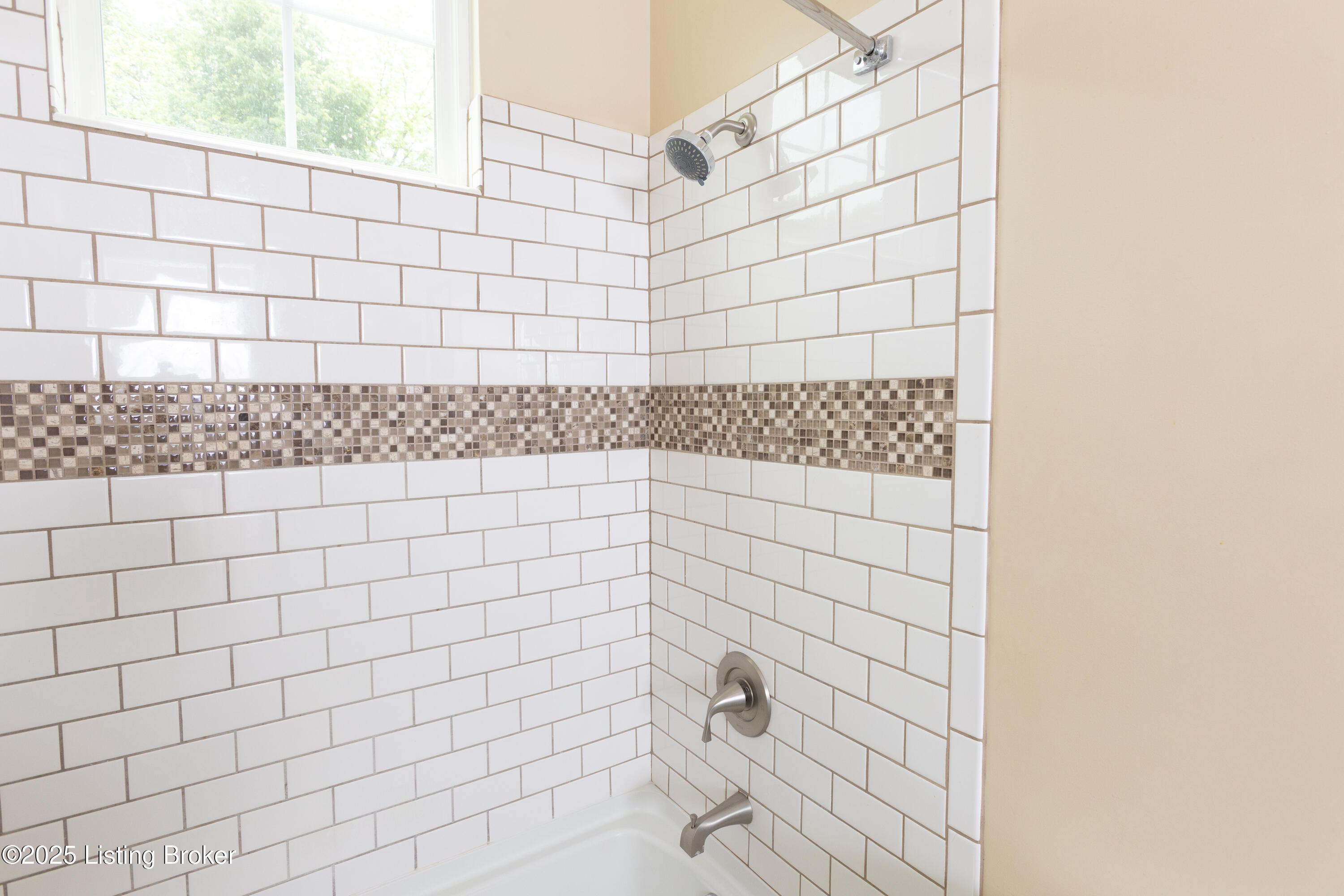 904 Schiller Ct, Louisville, Kentucky image 30