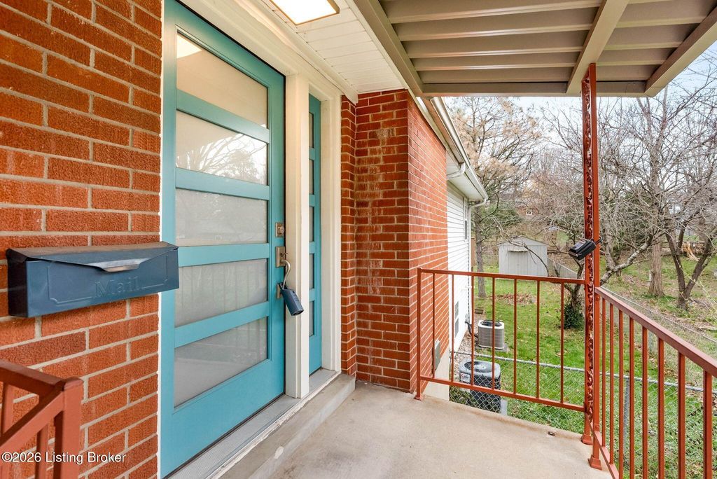 Photo of 215 Blackburn Ave, Louisville, KY 40206 (MLS # 1711822)