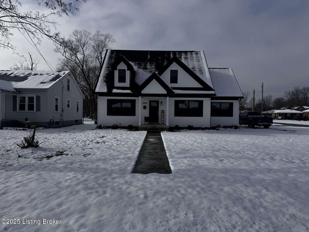 Photo of 8804 Thompson Ln, Louisville, KY 40258 (MLS # 1705275)