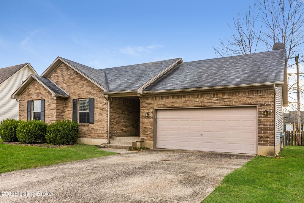 Photo of 327 Dogwood Trl, Shepherdsville, KY 40165 (MLS # 1707386)