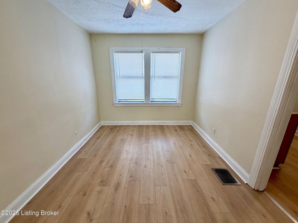 Photo of 4309 Elliott Ave #1, Louisville, KY 40211 (MLS # 1717150)