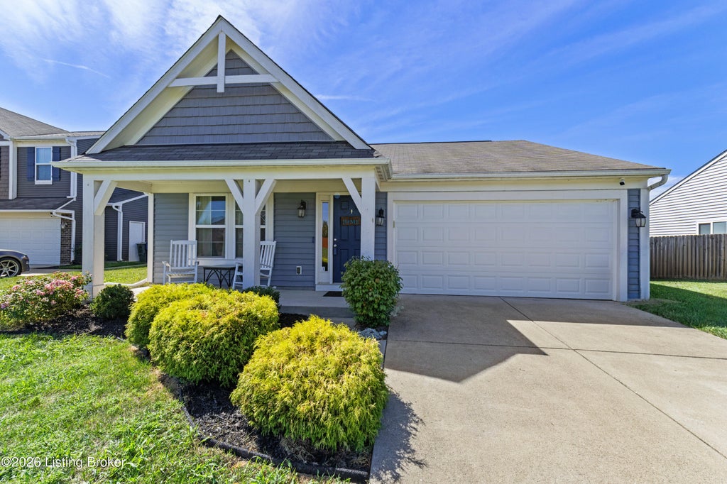Photo of 207 Gadwall Ct, Shepherdsville, KY 40165 (MLS # 1730164)