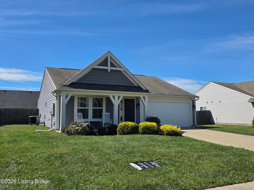 Photo of 207 Gadwall Ct, Shepherdsville, KY 40165 (MLS # 1730164)