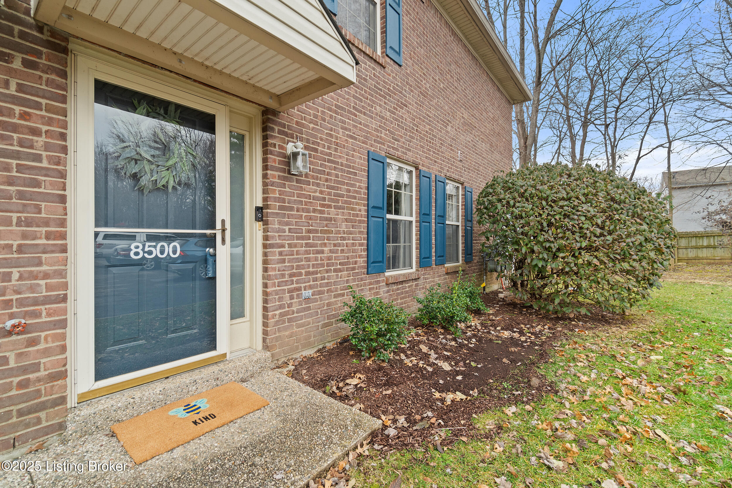 8500 Grand Neptune Dr, Louisville, Kentucky image 2