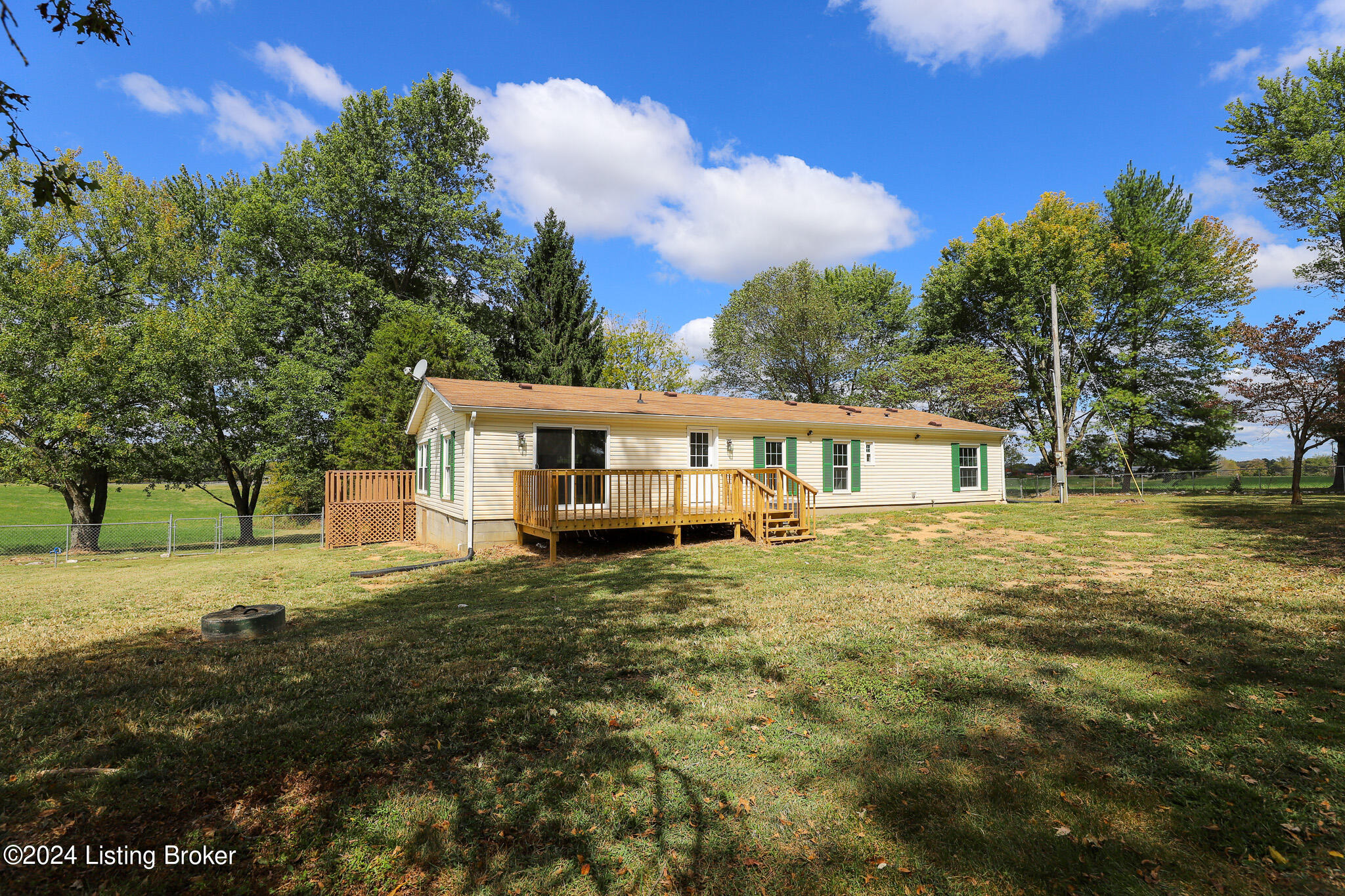 2450 Molly Brown Rd, Brandenburg, Kentucky image 35