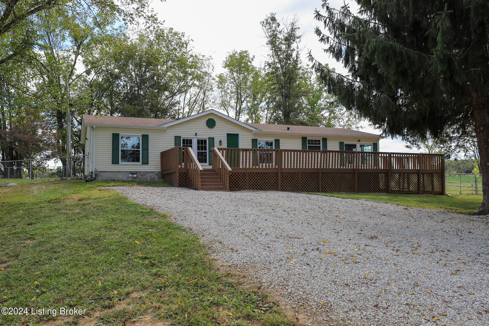 2450 Molly Brown Rd, Brandenburg, Kentucky image 2