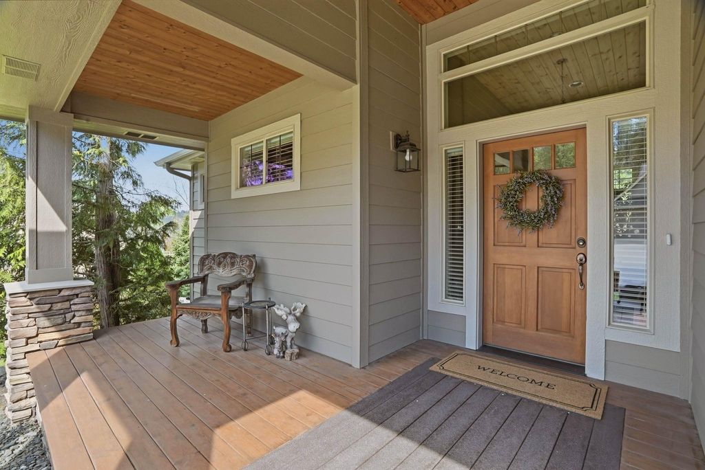 Photo of 6107 S Summerwood St, Spokane, WA 99224 (MLS # 202616347)