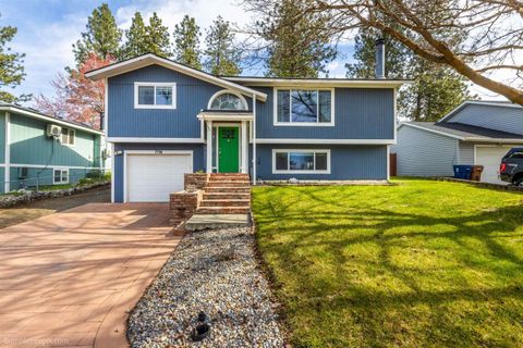 Photo of 7718 N Brownsville Ct, Spokane, WA 99208 (MLS # 202616491)