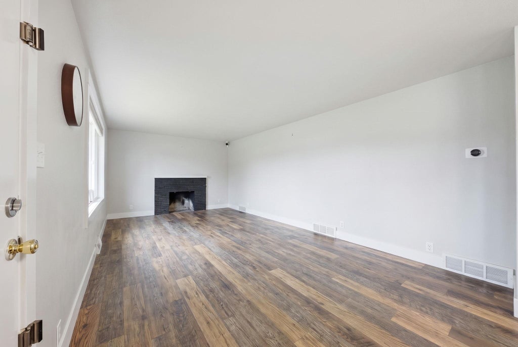 Photo of 11820 E Mission Ave, Spokane Valley, WA 99206 (MLS # 202623691)